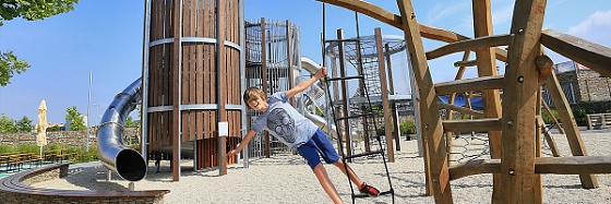 hřiště.cz, s. r. o. - dětská hřiště,víceúčelová sportoviště, fitness program, parkour